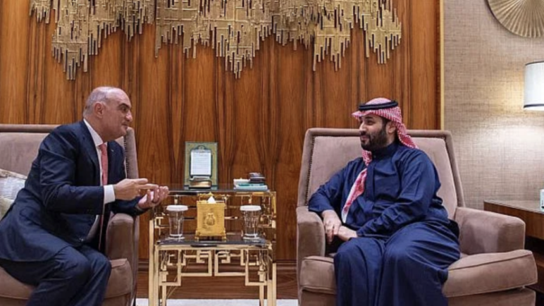 محمد بن سلمان يناقش مع الخصاونة العلاقات الاردنية السعودية